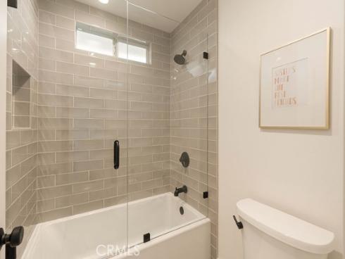 1086  Vallejo  , Costa Mesa, CA