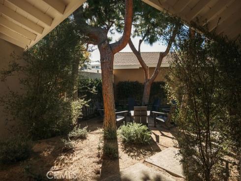 1086  Vallejo  , Costa Mesa, CA