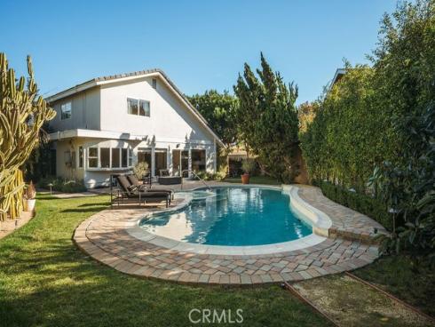 1086  Vallejo  , Costa Mesa, CA