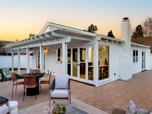 1657 Texas , Costa Mesa, CA