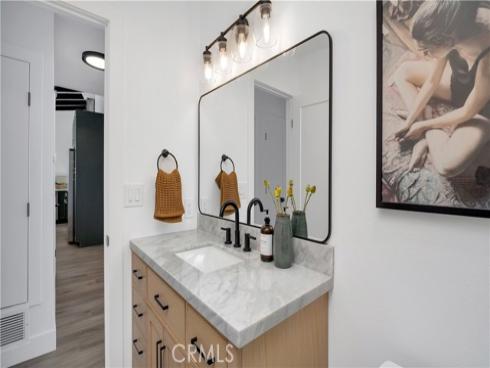 1657 Texas , Costa Mesa, CA