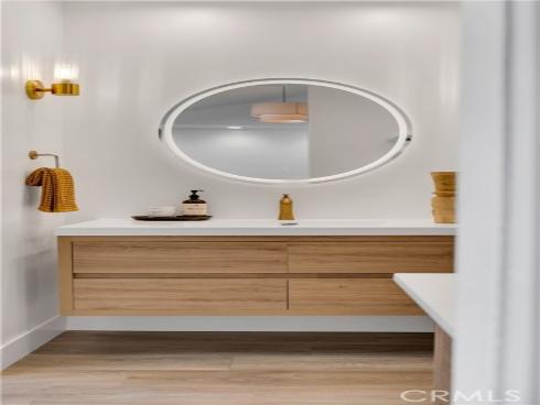 1657 Texas , Costa Mesa, CA