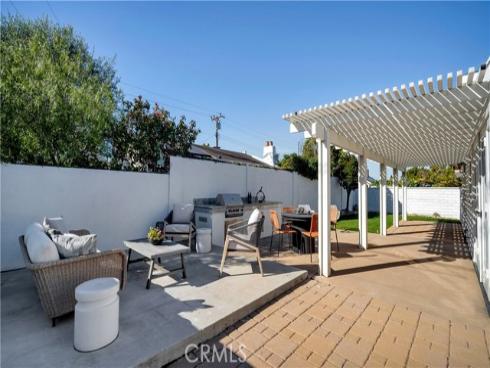 1657 Texas , Costa Mesa, CA