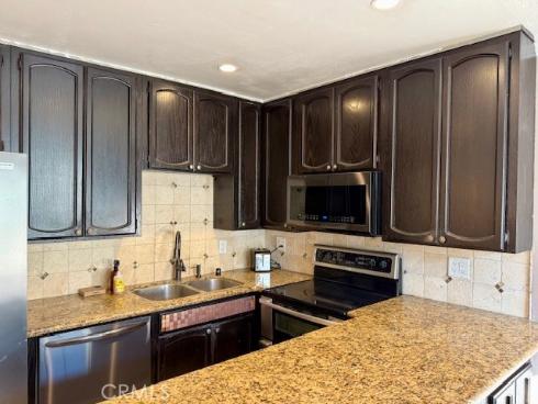 1845 Anaheim 19D Avenue, Costa Mesa, CA