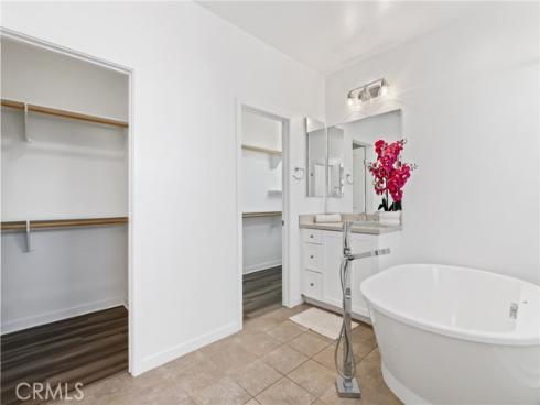 403 Aura Drive, Costa Mesa, CA