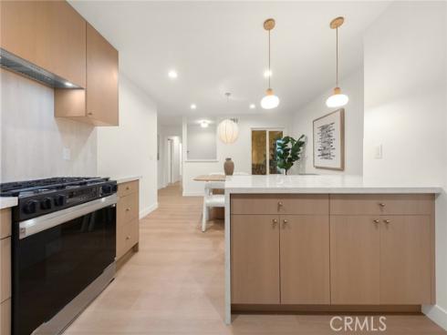 952 Cheyenne , Costa Mesa, CA