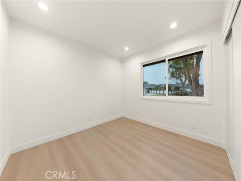 952 Cheyenne , Costa Mesa, CA