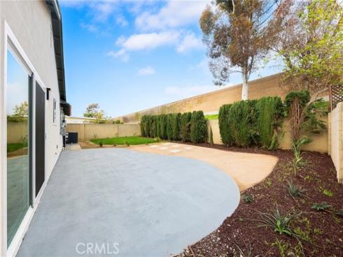 952  Cheyenne  , Costa Mesa, CA