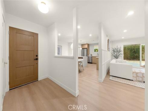 952 Cheyenne , Costa Mesa, CA