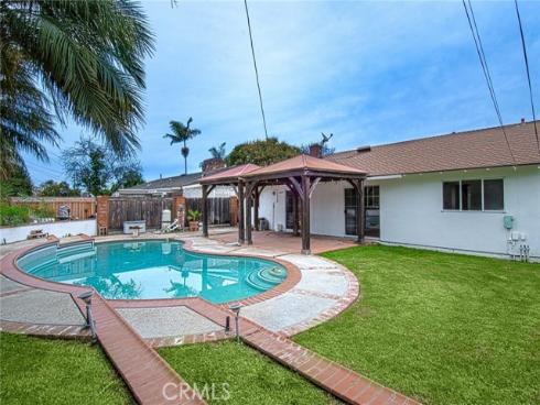 2913 Jacaranda Avenue, Costa Mesa, CA