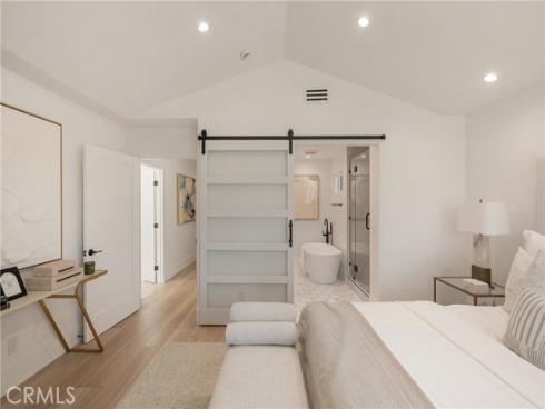 2187 Meyer Place, Costa Mesa, CA