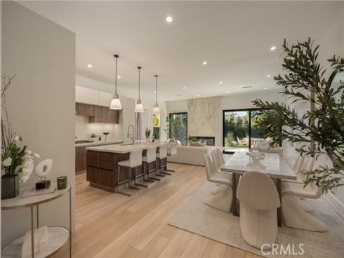 2187 Meyer Place, Costa Mesa, CA