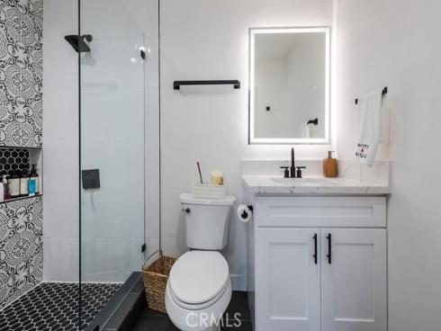 236 Camellia Lane, Costa Mesa, CA