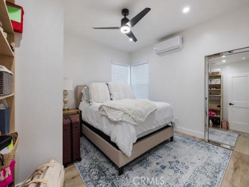 236 Camellia Lane, Costa Mesa, CA