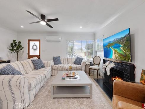 236 Camellia Lane, Costa Mesa, CA