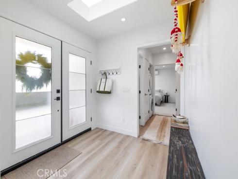 236 Camellia Lane, Costa Mesa, CA