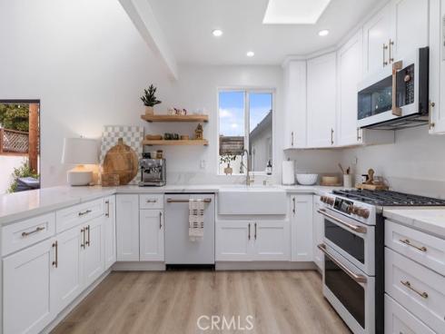 236 Camellia Lane, Costa Mesa, CA