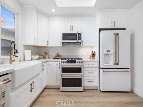 236 Camellia Lane, Costa Mesa, CA