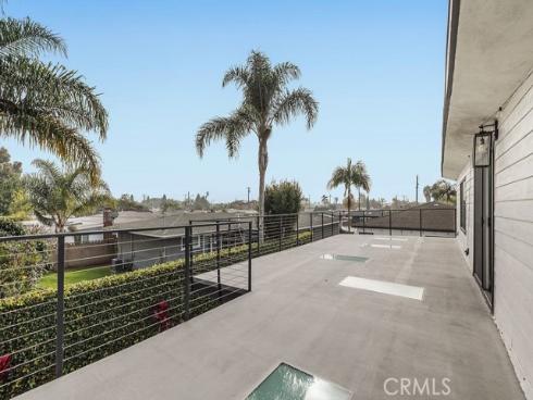 236 Camellia Lane, Costa Mesa, CA