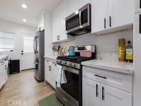 236 Camellia Lane, Costa Mesa, CA