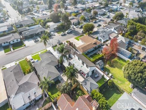 236 Camellia Lane, Costa Mesa, CA