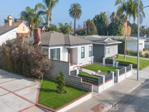 236 Camellia Lane, Costa Mesa, CA