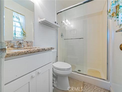 559  Traverse  , Costa Mesa, CA