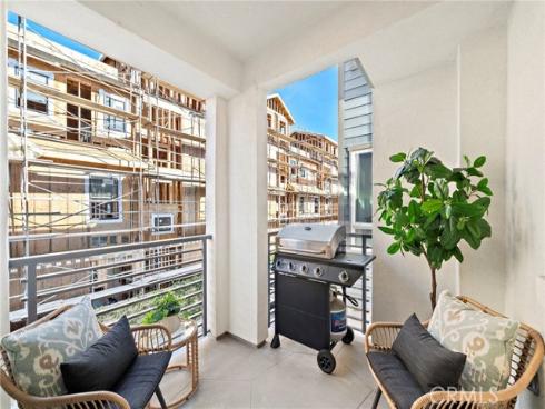 1974 Meyer D Place, Costa Mesa, CA