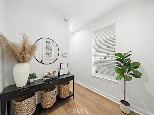 1974 Meyer D Place, Costa Mesa, CA