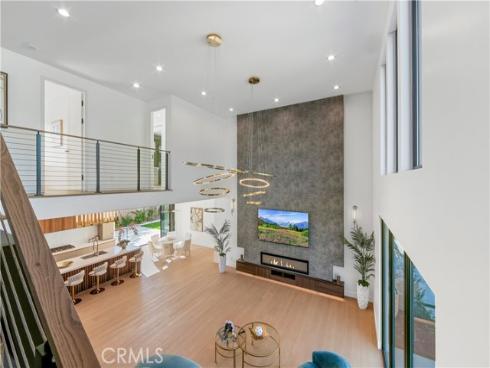 853 Oak , Costa Mesa, CA