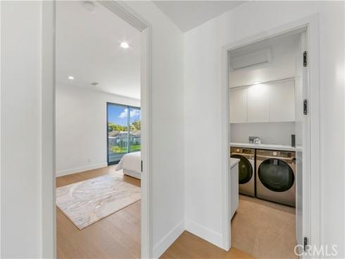 853 Oak , Costa Mesa, CA