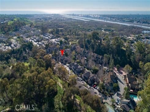 2053 Meadow View , Costa Mesa, CA