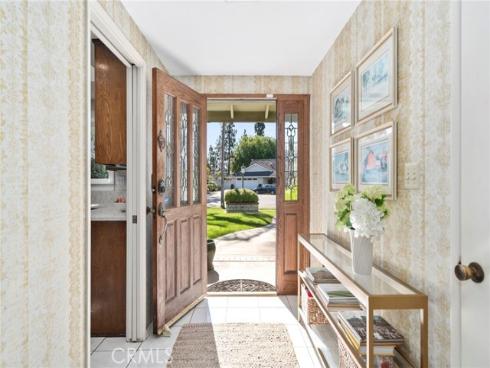 1906 Suva , Costa Mesa, CA