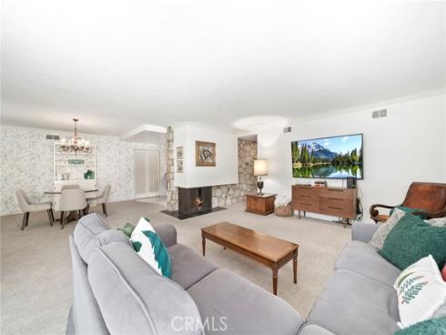 1906 Suva , Costa Mesa, CA