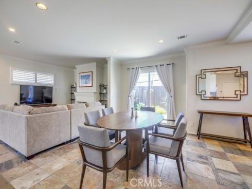 1581  Orange  B  Avenue, Costa Mesa, CA