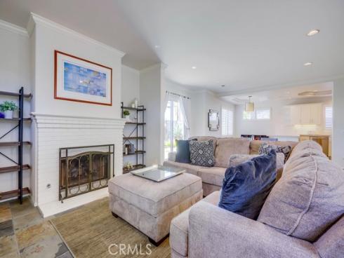 1581  Orange  B  Avenue, Costa Mesa, CA