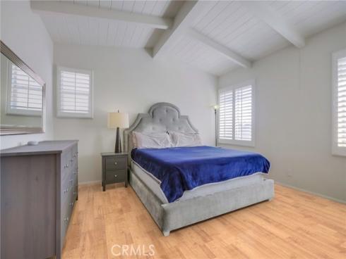 1581  Orange  B  Avenue, Costa Mesa, CA