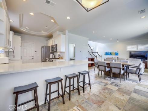 1581  Orange  B  Avenue, Costa Mesa, CA