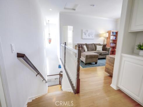 1581  Orange  B  Avenue, Costa Mesa, CA