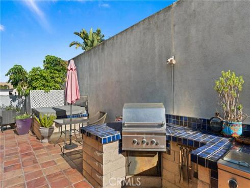 1788 Hawaii , Costa Mesa, CA