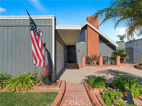 1788 Hawaii , Costa Mesa, CA