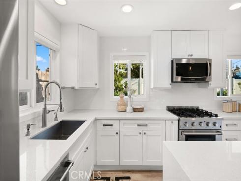 3210 New York Avenue, Costa Mesa, CA