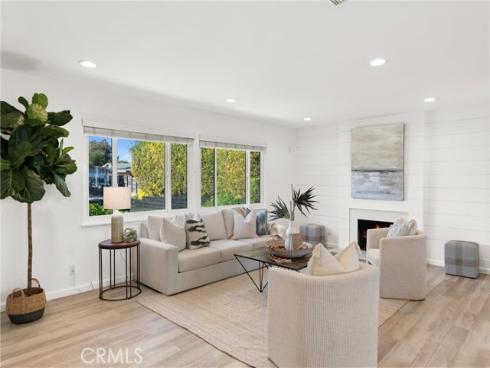 3210 New York Avenue, Costa Mesa, CA