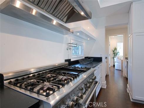 412 Magnolia Street, Costa Mesa, CA