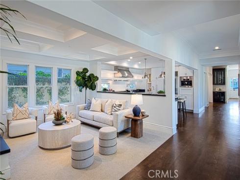 412 Magnolia Street, Costa Mesa, CA