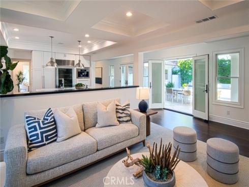 412 Magnolia Street, Costa Mesa, CA