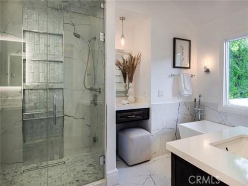 412 Magnolia Street, Costa Mesa, CA