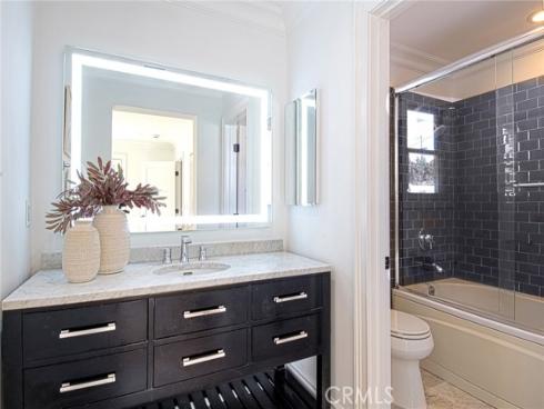 412 Magnolia Street, Costa Mesa, CA