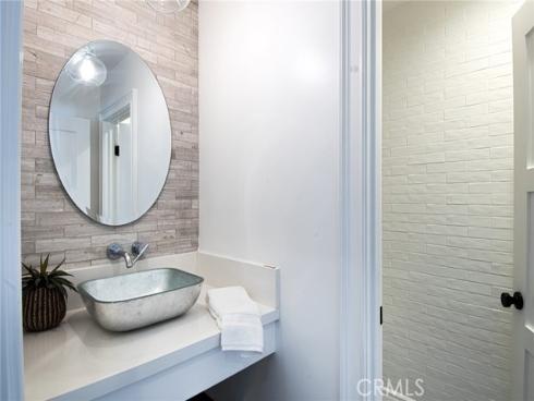 412 Magnolia Street, Costa Mesa, CA