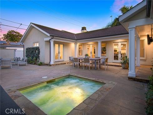 412 Magnolia Street, Costa Mesa, CA